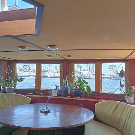 מלון גרואיסאן Bateau De Pirates מראה חיצוני תמונה
