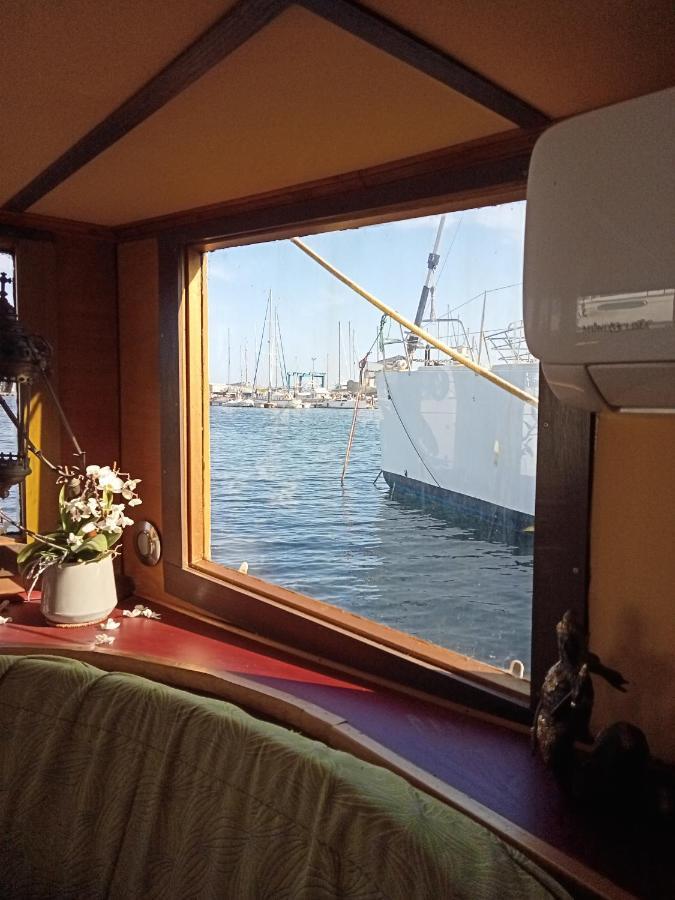 מלון גרואיסאן Bateau De Pirates מראה חיצוני תמונה