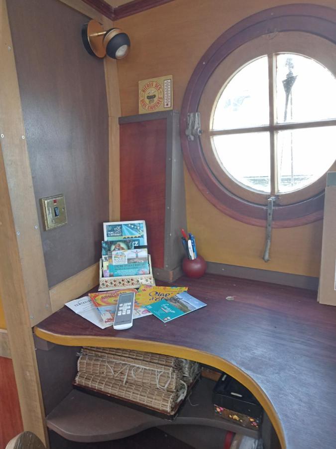 מלון גרואיסאן Bateau De Pirates מראה חיצוני תמונה